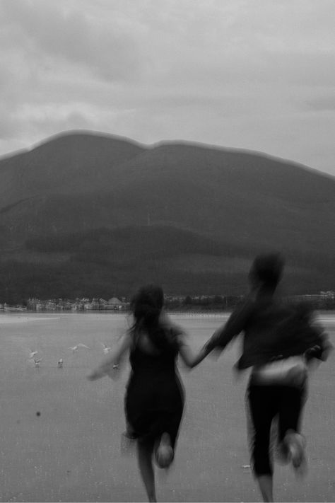 'Sometimes You Just Know' - Pao and Jordan running along the white, sandy beaches of Ireland.  Photo + Film by Story of Eve  #love #couple #couplegoals #engagementshoot #elope #elopement #elopementinspo #weddinginspo #weddingphotography Couple Running On Beach, Couples Running Aesthetic, Running Couple Aesthetic, Couple Running Aesthetic, On The Run Aesthetic, Couple Running Together, Dancing On Beach, 60s Couple, Couple Photography Winter