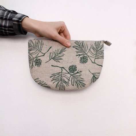 Block Print Bags, Diy Clothes Bag, Minimalist Tote Bag, Linen Pouch, Canvas Bag Design, Block Printed Textiles, Diy Bag Designs, Textile Bag, Diy Bags Purses