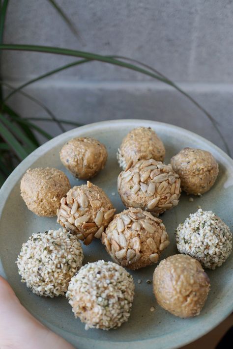 Sun Butter Balls, Protein Balls Without Nut Butter, Nut Free Power Balls, Protein Balls With Sunbutter, Protein Balls Sunflower Butter, Snack Balls, Sunflower Butter, Protein Balls Recipes, Protein Bites