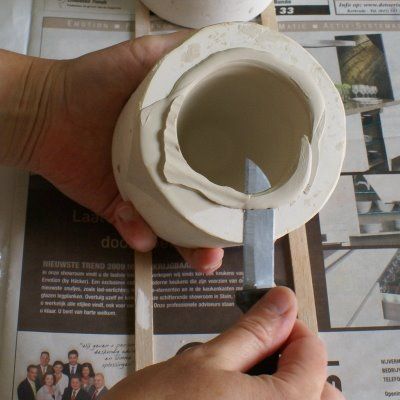 ArtMind: How to color and use liquid porcelain clay? and how to slip mould Slip Casting Ceramics, Pottery Slip, Pottery Molds, Fab Lab, Slip Casting, Ceramic Molds, Pottery Videos, Diy Ceramic, Ceramic Techniques