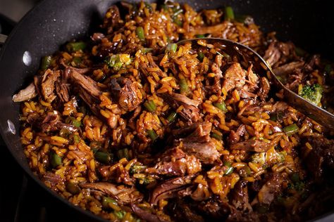 Short Rib Fried Rice #quickandeasy #easyrecipe Short Rib Fried Rice, Short Rib Noodles, Korean Short Rib Soup, Spicy Short Rib Peanut Ramen, Short Rib Korean Bbq, Beef Fried Rice, Rib Meat, Short Ribs Recipe, Small Food Processor