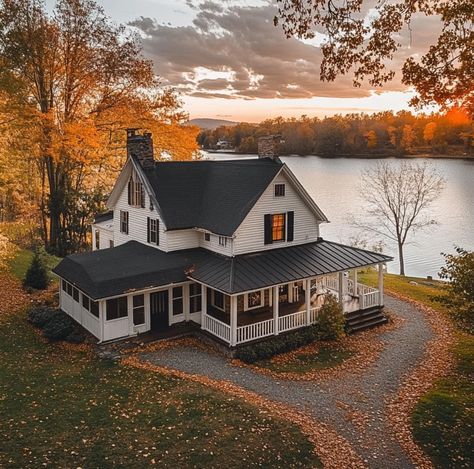 Cozy Home Exterior, House With Land, Dream House Aesthetic, Dream Life House, Dream House Rooms, Dream House Exterior, House Goals, Dream House Plans, Pretty House