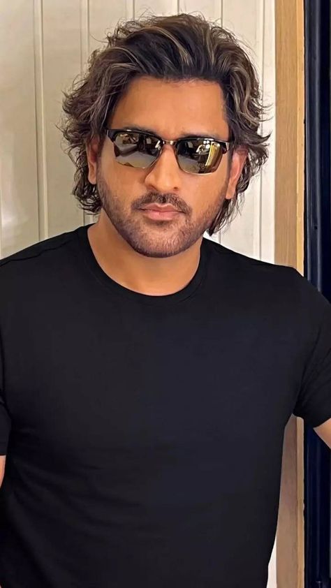 Ms Dhoni Hairstyle, Dhoni Hairstyle, Ms Dhoni Movie, Creative Self Portraits, Allu Arjun Hairstyle, Ms Dhoni Wallpapers, Black Woman Artwork, Ms Dhoni Photos, Dhoni Wallpapers