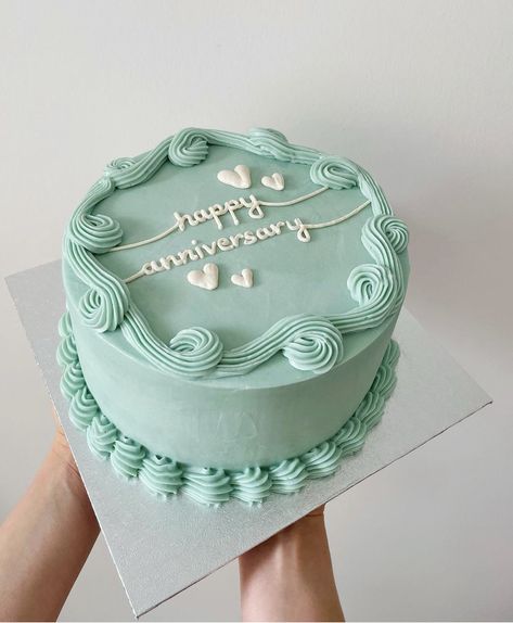 Teal Cake, Bolo Vintage, Ugly Cakes, Blue Birthday Cakes, Cake For Boyfriend, 25th Birthday Cakes, Beautiful Cake Designs, Simple Cake Designs, Funny Birthday Cakes