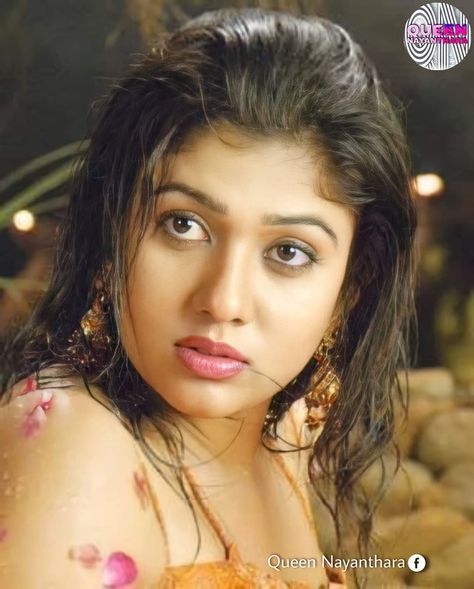 Meena Photos, Nayanthara Hairstyle, Hd Face, Lakshmi Menon, Girl Fashion Style, Life Hacks Beauty, Girl Dress, Lips, Actresses