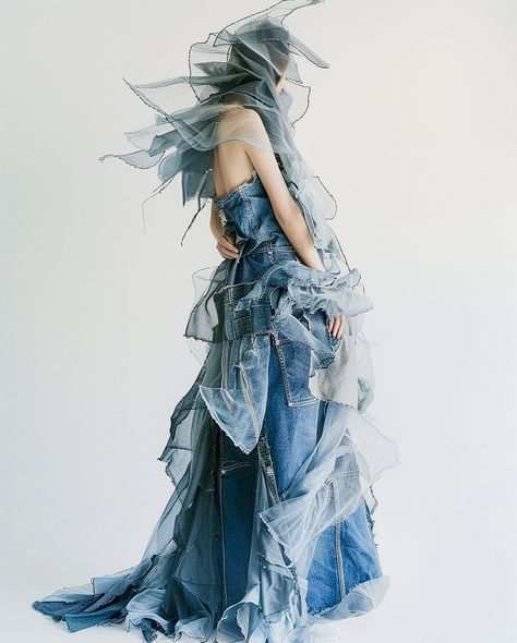 Ocean Aesthetic Fashion, Aquatic Fashion, Eco Punk, Underwater Fashion, Water Fashion, Senior Design, Smart Textiles, Futuristic Aesthetic, Conceptual Fashion