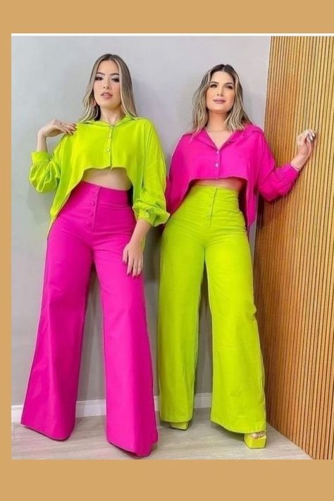 Ropa Color Neon, Neon Green Outfits, Color Combos Outfit, 2piece Outfits, Business Casual Outfits For Work, Yellow Outfit, Boutique Dress Designs, Classy Work Outfits, Moda Plus