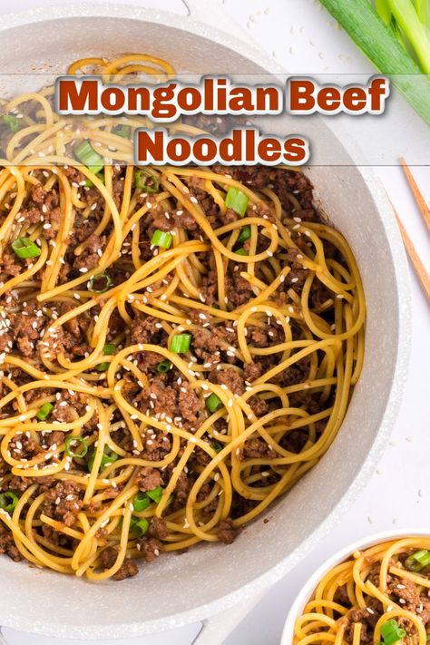 Mongolian Beef Noodles, Recipes With Hoisin Sauce, Homemade Takeout, Mongolian Beef Recipes, Beef Noodles, Fast Dinner, Mongolian Beef, Easy One Pot Meals, Comfort Food Recipes Dinners