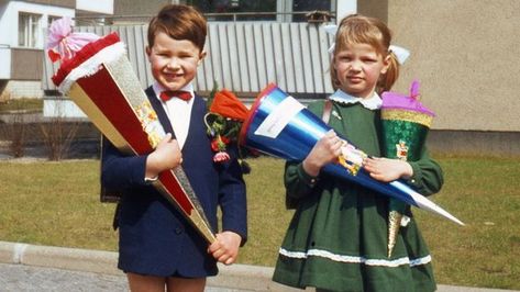 Why Germans celebrate school with a cardboard cone - BBC Future Facts About School, Kids Go To School, Sustainable Schools, Munich Oktoberfest, Kids Going To School, Start Of School, German School, Schools Around The World, Cultural Beliefs