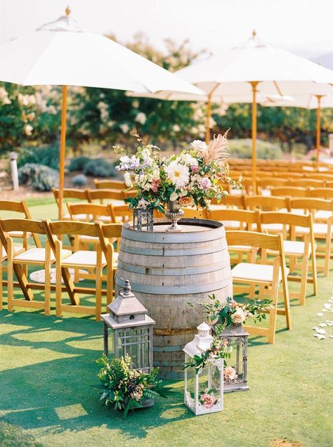 Wedding Reveal, Wedding Aisles, Lanterns Wedding, Cheap Wedding Decorations, Wedding Isles, Top Wedding Trends, Lantern Ideas, Aisle Flowers, Wedding Aisle Decorations