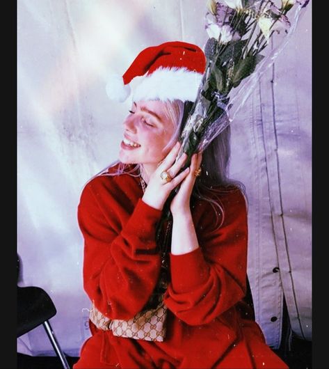 Billie Eilish Christmas, Forex Market, Cutest Animals, Hd Background, Stranger Things Wallpaper, 4k Wallpaper, Foreign Exchange, Wallpaper Pictures, Phone Screen