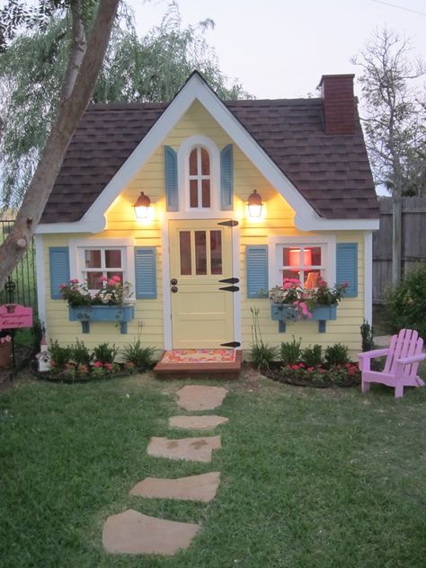 10 Dreamy Kids’ Playhouses You’ll Wish You Grew Up With Tiny Cottages, Cute Cottages, Build A Playhouse, Wendy House, Blue Shutters, Little Cottages, Casa Country, Yellow House, Tiny Cottage