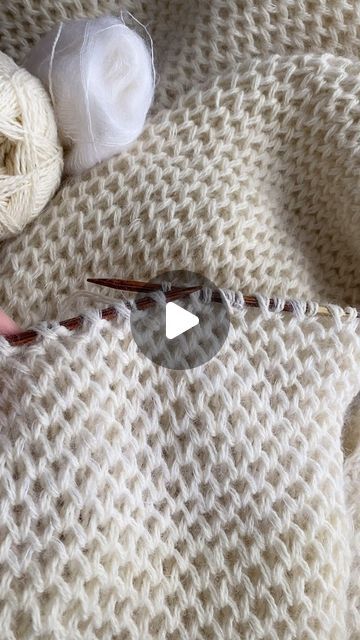 RukeKnit // Neringa Rūkė on Instagram: "Follow the happiness in your life ♥️ #rukeknit 
•••••••••••••••
Honeycomb stitch 
•••••••••••••••
Yarns: Tilia by @filcolana and Wool by @rukeofficial 
•••••••••••••••
#knitvideo #knittersgonnaknit #iknitruke #knitdesigner #rukeknittingpattern #onmyneedlesruke #handknitting #knitknitknit #knittutorial" Bubble Crochet Stitch, Crochet Sole, Tunisian Crochet Pattern, Honeycomb Stitch, Knitted Slippers Pattern, Beginner Knitting Patterns, Crochet Braid Styles, Bag Pattern Free, Start Knitting