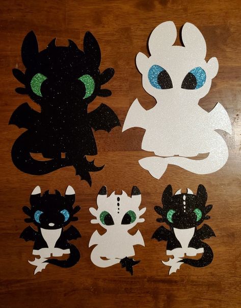 How To Train Your Dragon Classroom, How To Train Your Dragon Decorations, How To Train Your Dragon Decor, How To Train Your Dragon Party Decor, How To Train Your Dragon Birthday Party, How To Train Your Dragon Party, Toothless Party, Dragon Baby Shower, Lincoln Birthday