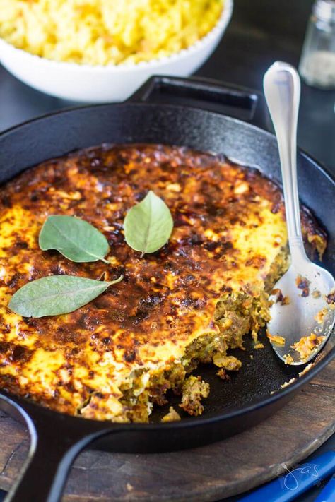 Bobotie Recipe South Africa, South African Bobotie Recipe, South African Bobotie, Bobotie Recipe, Skillet Casserole, South African Dishes, Flavorful Dinner, African Cooking, Homemade Spice Blends