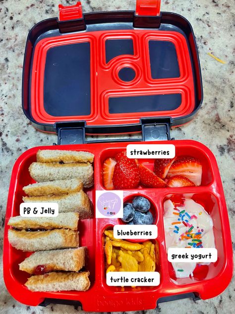 Kindergarten Lunchbox Ideas, Easy School Lunches For Kindergarteners, Lunch For Kindergarteners, Simple Lunch Box Ideas, Kindergarten Bento Lunch Ideas, Two Year Old Lunch Box Ideas, Bento Box Ideas For Kids, Bentgo Toddler Lunch Ideas, 1st Grade Lunch Box Ideas