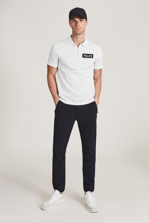 Dad Outfits Casual For Men, Outfit Hombre Casual, Polo Shirt Outfit Men, White Tshirt Outfit, Dad Outfits, Polo Shirt Outfits, Mens Fashion Blog, Mens Fashion Urban, Polo Shirt White