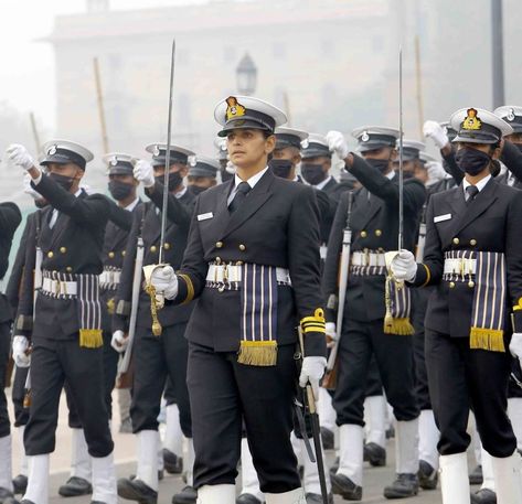 Indian Navy marching contingent of Republic Day 2022 parade will be led by Lieutenant Commander Aanchal Sharma, who is an observer officer posted at the Indian Naval Air Squadron (INAS) 314. “The naval contingent comprises 96 men, three platoon commanders and one contingent commander,” the navy said in a statement. It will be led by […] Indian Naval Academy, Indian Navy Uniform, Indian Navy Officers, Paisa Money, Krishna Bhakti, Fleet Of Ships, Marine Commandos, Combat Uniforms, Development Books