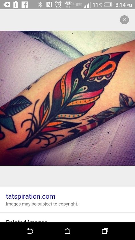 American traditional feather tattoo Tattoo Plume, Salon Tattoo, Native American Tattoos, Geniale Tattoos, American Tattoos, Feather Tattoo, Home Tattoo, Feather Tattoos, American Traditional Tattoo