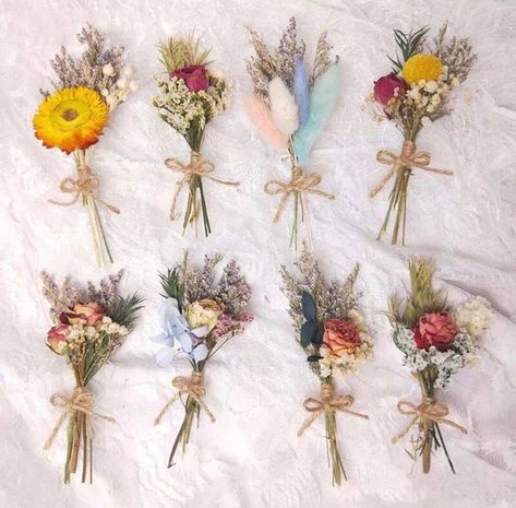 Dried Flower Bouquet Wedding, Grass Plants, Dried Flowers Bouquet, Flower Bouquet Diy, Wildflower Wedding, Diy Bouquet, Dried Flower Bouquet, Pampas Grass, Rose Bouquet