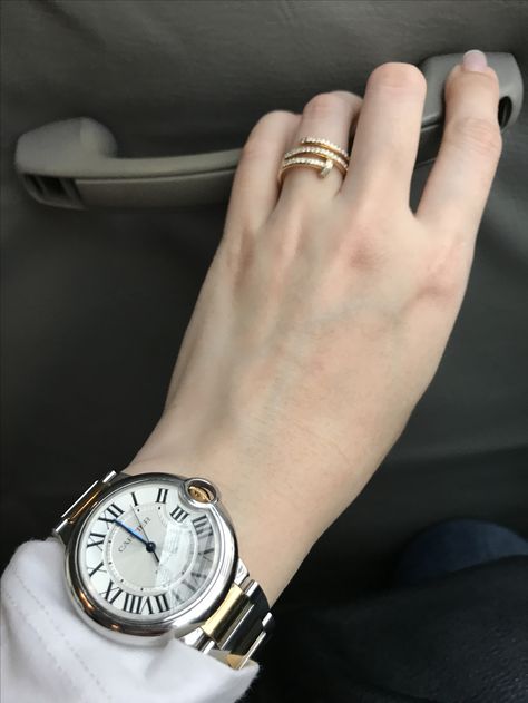 Cartier Diamond Rings, Cartier Watches Women, Pretty Watches, Trendy Watches, Womens Watches Luxury, Cartier Watch, Seiko Watches, Watches Women Fashion, 가을 패션