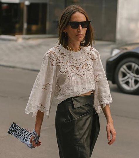 Isabel Marant obsession continues Isabel Marant Blouse, Isabel Marant Street Style, Frill Blouse, Smock Blouse, Runway Dresses, French Girl, Spring Summer Outfits, Embroidered Dress, Isabel Marant