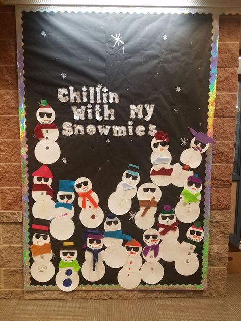 December Preschool Themes, Holiday Classroom Doors, Winter Door Decorations Classroom, Snowman Bulletin Board, Winter Classroom Door, Chillin With My Snowmies, Door Decorations Classroom Christmas, Holiday Crafts Gifts, Holiday Door Decorations