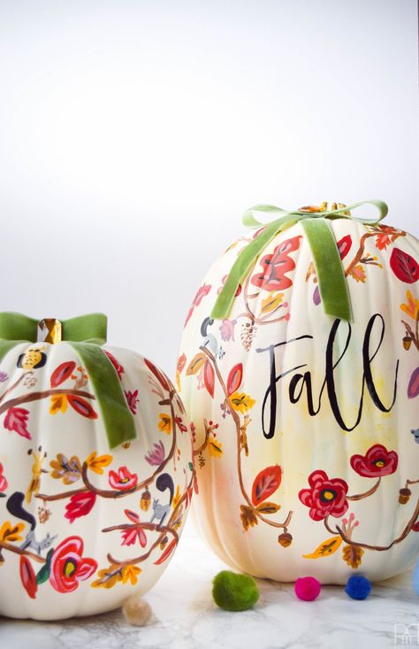 Cool Pumpkin Designs, White Pumpkin Decor, Decoupage Pumpkins, No Carve Pumpkin Decorating, Painting Instructions, Pumpkin Uses, Labu Halloween, Fun Pumpkins, Halloween Front Porch