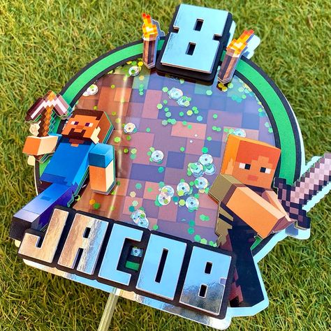 Diy Minecraft Cake, Gaming Minecraft, Minecraft Birthday Cake, Diy Cake Topper Birthday, Shaker Cake Topper, Minecraft Banner Designs, 3d Cake Toppers, Cake Topper Ideas, Diy Minecraft