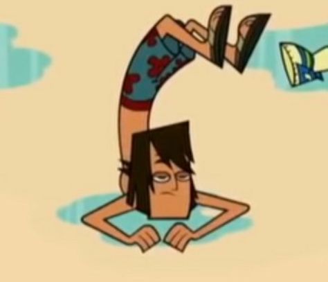 Are U Ok, Total Drama, Drama