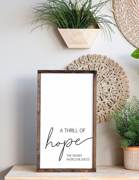 A Thrill of Hope Sign Christmas Nativity Sign Christmas - Etsy Christian Christmas Signs, Christmas Frames Diy, Nativity Sign, A Thrill Of Hope, Hope Sign, Christian Christmas Decorations, Thrill Of Hope, Christmas Bazaar, Hope Christmas