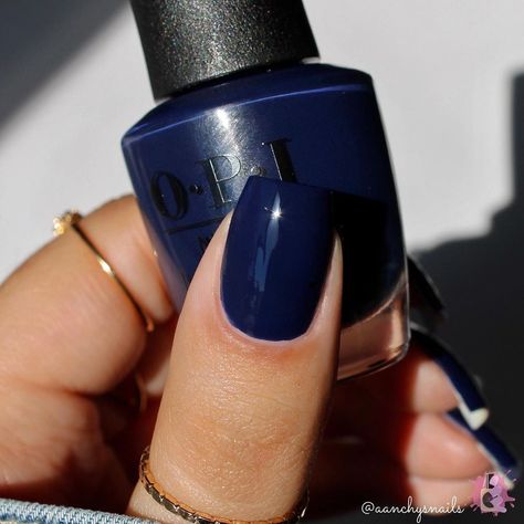 Aanchal | Nail Blogger on Instagram: “Isn’t It Grand Avenue- @opi from the Fall 2021: Downtown LA collection 💙 Navy always screams fall to me 😍 Purchased from…” Fall Nail Colors Opi, Navy Blue Nail Polish, Dark Blue Nail Polish, Blue Toe Nails, Sophisticated Manicure, Blue Nail Color, Dark Blue Nails, Navy Nails, Navy Blue Nails