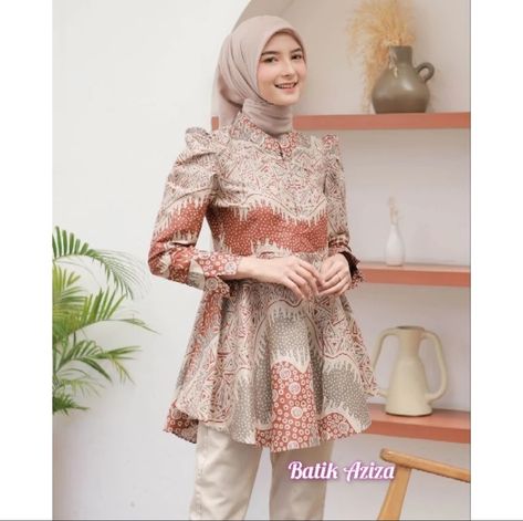 Batik Blouse Designs, Batik Fashion Modern Atasan, Batik Formal, Model Blouse Batik, Blouse Batik Kerja, Blouse Batik Modern, Pola Blus, Blus Batik, Model Batik