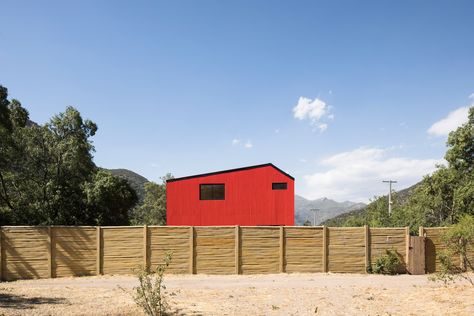 Felipe Assadi's bright red Casa La Roja nestles in the Chilean mountains Metal Shop Building, Metal Building Kits, Steel Building Homes, Metal Barn Homes, Prefab Buildings, Red Houses, Metal Building Home, Building Images, Metal Siding