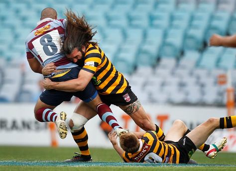 Sebastién Chabal...... MONSTER. Rugby Photography, Rugby Tackle, Heptathlon, Olympic Swimmers, Rugby Men, Tough Guy, Rugby League, Action Sports, Action Poses