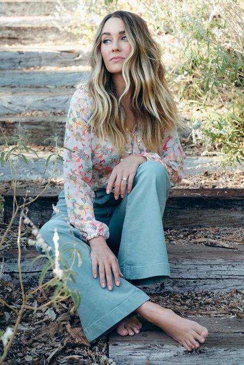 Lc Lauren Conrad Outfits, Lauren Conrad Outfits, Hoc Summer, Lauren Conrad Hair, Conrad Style, Lauren Conrad Collection, Lauren Conrad Style, Lauren Conrad Jeans, Summer Palette