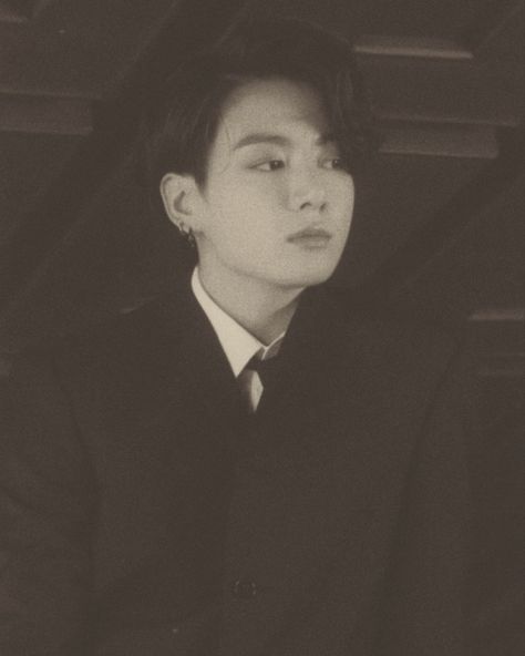 Jungkook Old Photoshoot, Jungkook Vintage Photo, Jungkook Classic, Jungkook Historical Edit, Junkook Photos Aesthetic Black, Art Jungkook, Jungkook Old Icons, Jungkook Photoshoot, Jimin Fanart