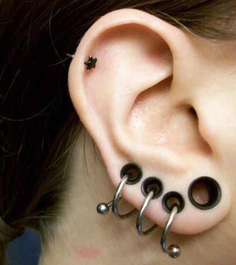 Cool Piercings, Cute Ear Piercings, Cute Piercings, Types Of Piercings, Stretched Ears, Sliding Knot, Piercing Tattoo, Body Mods, Nose Piercing