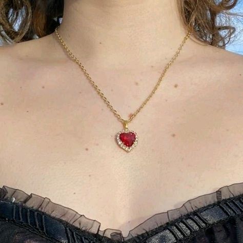 Romantic Heart, Dope Jewelry, A Necklace, Girly Jewelry, Jewelry Inspo, Dream Jewelry, Pretty Jewellery, Fesyen Wanita, Ruby Red