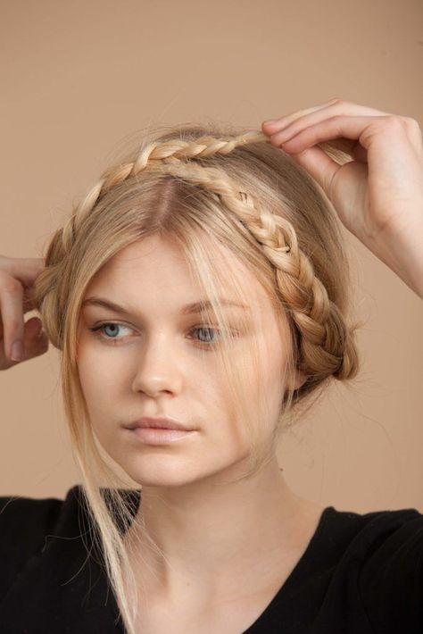 Bobby Pins Hairstyles, Milkmaid Braid Tutorial, Pins Hairstyles, Bobbi Pins, Fast Easy Hairstyles, Pin Hairstyles, Braids Pictures, Milk Maid, Milkmaid Braid