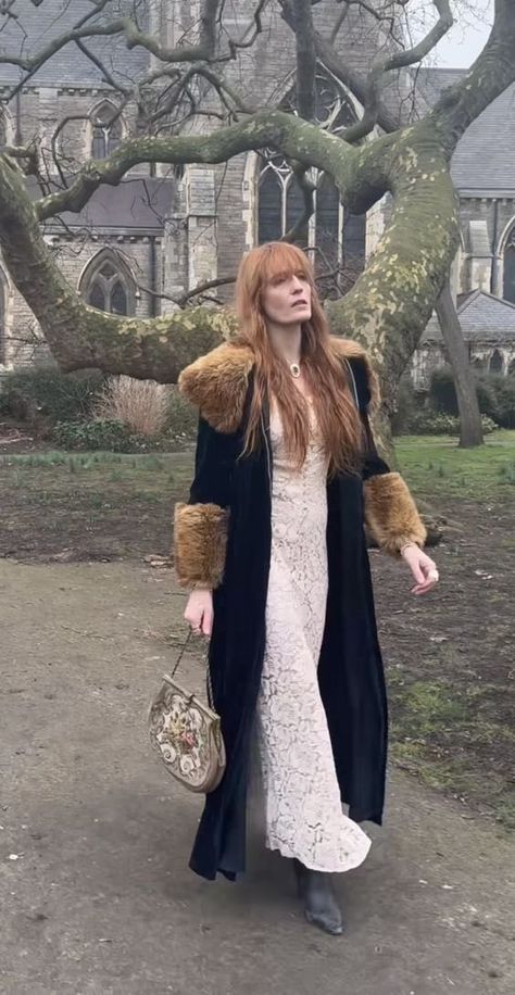 Florence Welch Style, Boho Chic Aesthetic, Twenties Style, Bohemian Fall, Florence Welch, Chic Aesthetic, 1970s Fashion, Other Outfits, Style Crush