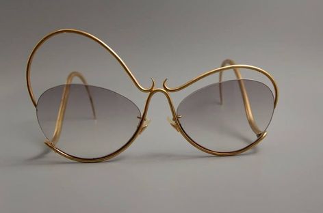 Fantasy Glasses, Weird Glasses, Gold Frame Glasses, Fancy Glasses, Funky Glasses, Mode Hippie, Colored Glasses, Four Eyes, نظارات شمسية