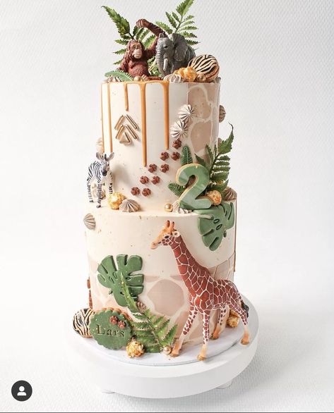 Jungle Birthday Cakes, Tårta Design, Jungle Theme Cakes, Animal Birthday Cakes, Wild Birthday Party, Jungle Theme Birthday, Jungle Cake, Safari Cakes, Safari Theme Birthday