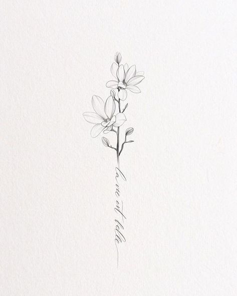 Minimal Tattoo Flower, Flower Spine Tattoos, Tattoos For Women Flowers, Hip Tattoos Women, Writing Tattoos, Spine Tattoos For Women, Thigh Tattoos Women, Cute Tattoos For Women, Classy Tattoos