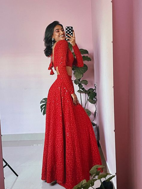 Rida Tharana Red Lehenga, Red Chikankari Lehenga, Rida Tharana Outfits, Farewell Aesthetic, Rida Tharana, Onam Outfits, Girls Designer Clothes, Diwali Outfits, Mehendi Outfits