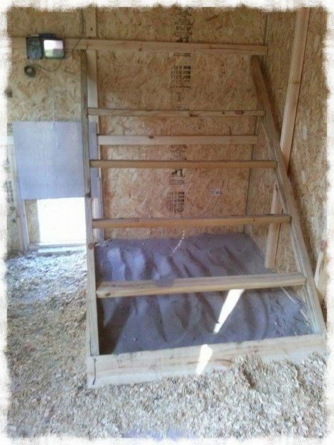 Roosting Bars, Chicken Perches, Chicken Roost, Easy Chicken Coop, Chicken Shed, Chicken Pen, Backyard Chicken Coop Plans, Diy Chicken Coop Plans, Chicken Coop Run