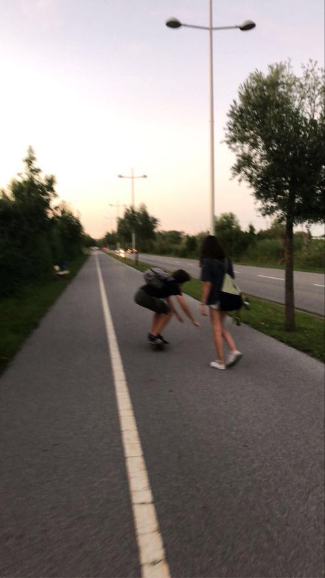 sunsets, skateboard Where'd All The Time Go, Go Aesthetic, Old Summer, Best Friends Photos, Friend Photos, Good Old, Summer Days, Best Friends, Country Roads