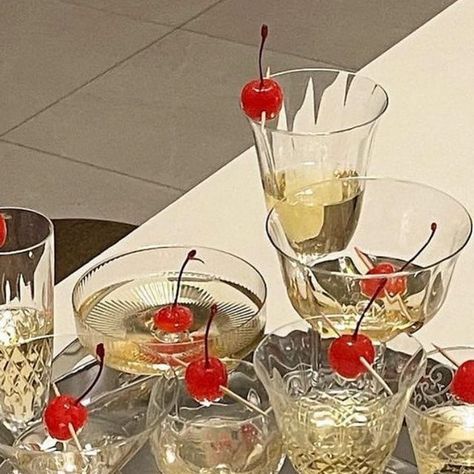 The Oblist on Instagram: "Cheers 🥂 Sophie Lou Jacobsen Squiggle tray available on The Oblist Via @photisserie" Cocktail Cherries, Silver Serving Tray, Silver Serving Trays, Cherry Cocktail, Dinner Drinks, A Night At The Opera, Cocktail Dinner, Dinner With Friends, December 31