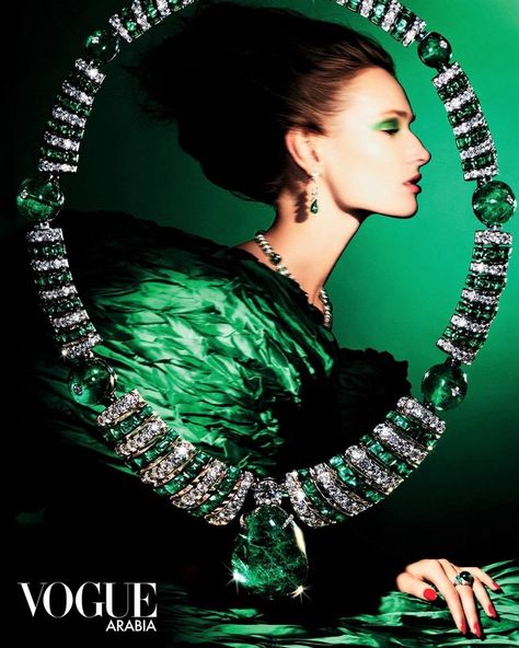 Nima Benati, Futuristic Jewelry, Vogue Arabia, Jewellery Photography Inspiration, Creative Jewelry Photography, Jewelry Promotion, Diamond Girl, Beauty Magic, Jewelry Photoshoot