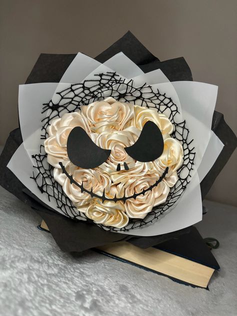 Flowers Business, Eternal Flowers, Regalos Ideas, Boyfriend Christmas, Spooky Gifts, Ribbon Bouquet, Middle Schoolers, Affordable Decor, Satin Flowers